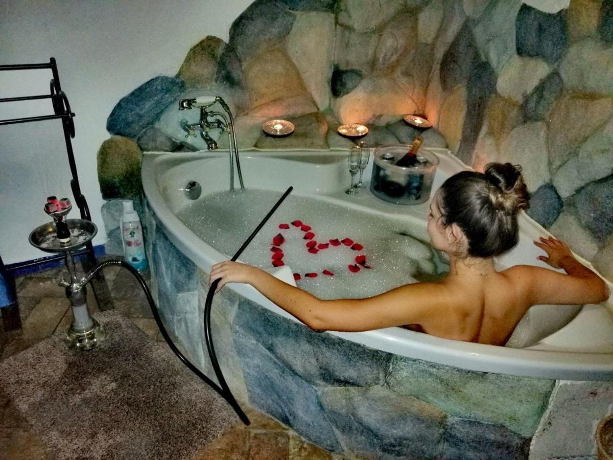 El Escondite De Martina, Casa Rural Romantica Setenil De Las Bodegas Eksteriør bilde