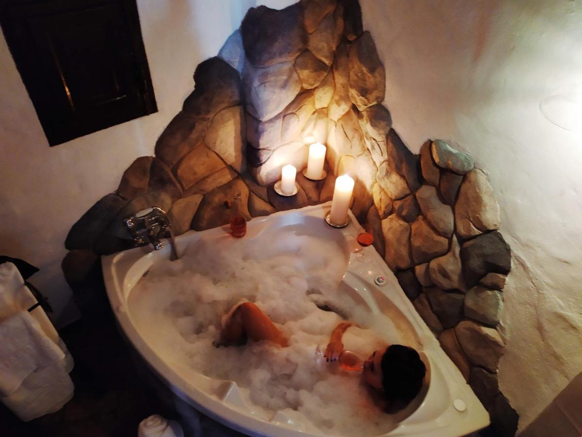 El Escondite De Martina, Casa Rural Romantica Setenil De Las Bodegas Eksteriør bilde
